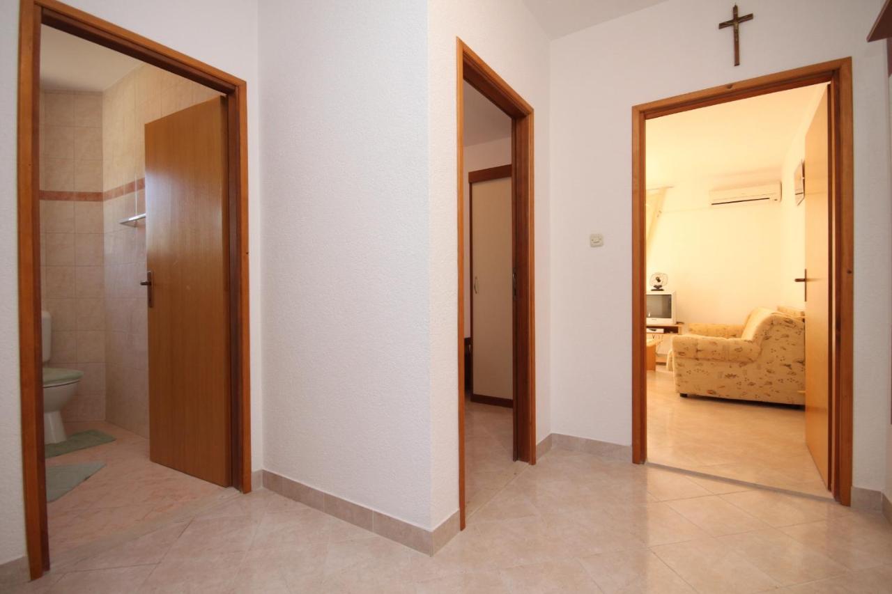 Apartments With A Parking Space Seget Vranjica, Trogir - 8507 Exterior photo