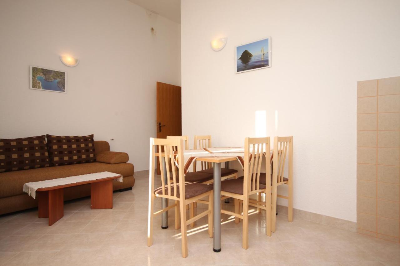 Apartments With A Parking Space Seget Vranjica, Trogir - 8507 Exterior photo