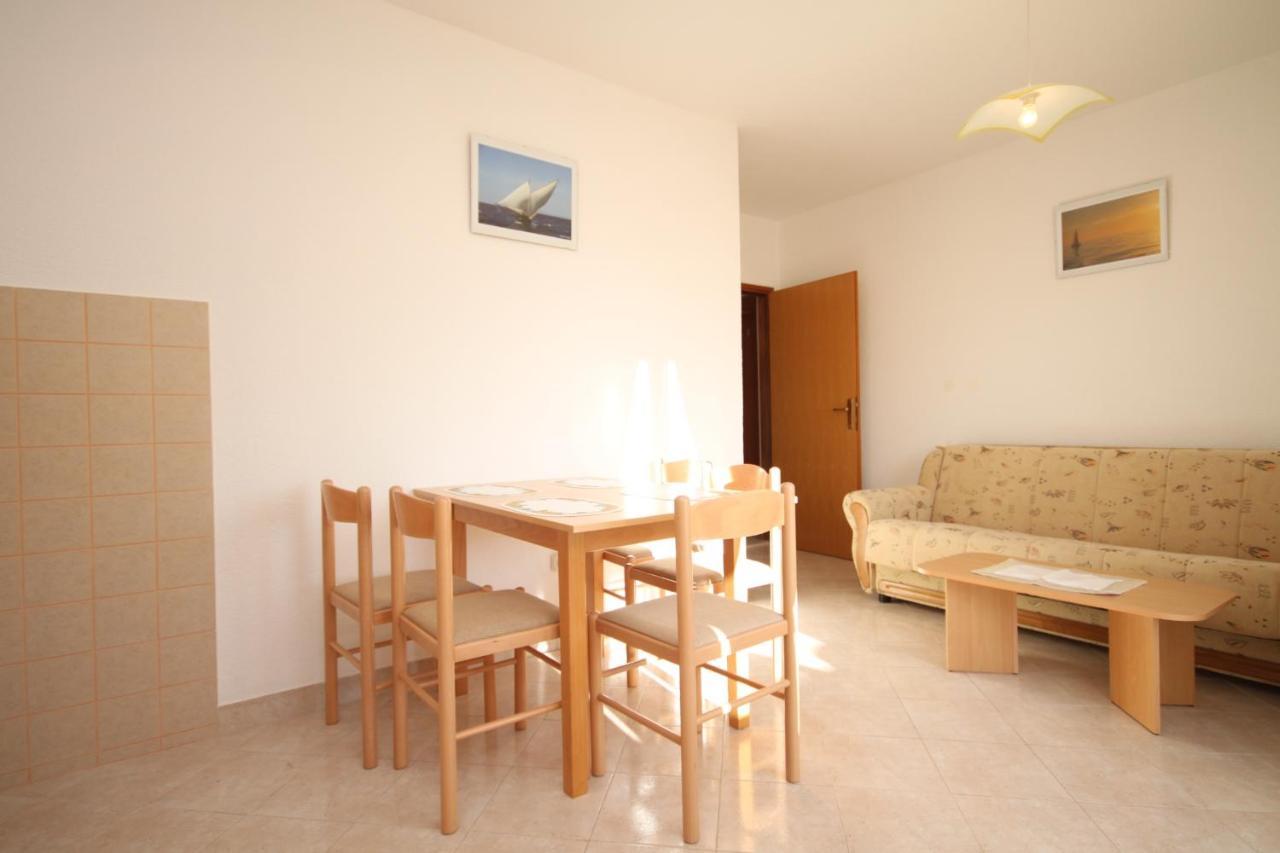 Apartments With A Parking Space Seget Vranjica, Trogir - 8507 Exterior photo